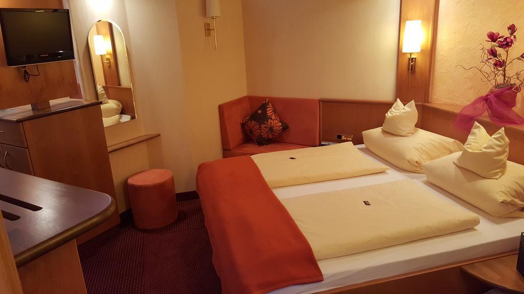 Hotel Koch Bad Liebenzell Room photo